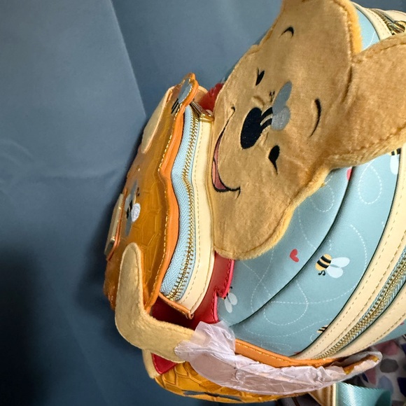 Loungefly Disney Winnie the Pooh Honey Heart Honey Scented Mini Backpack - Picture 7 of 9